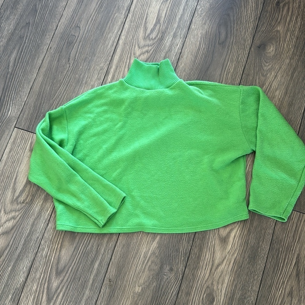 Zara Bright Green Knit crop Sweater long sleeve